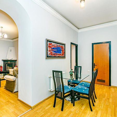 Azneft Garden Apartment Баку Екстер'єр фото