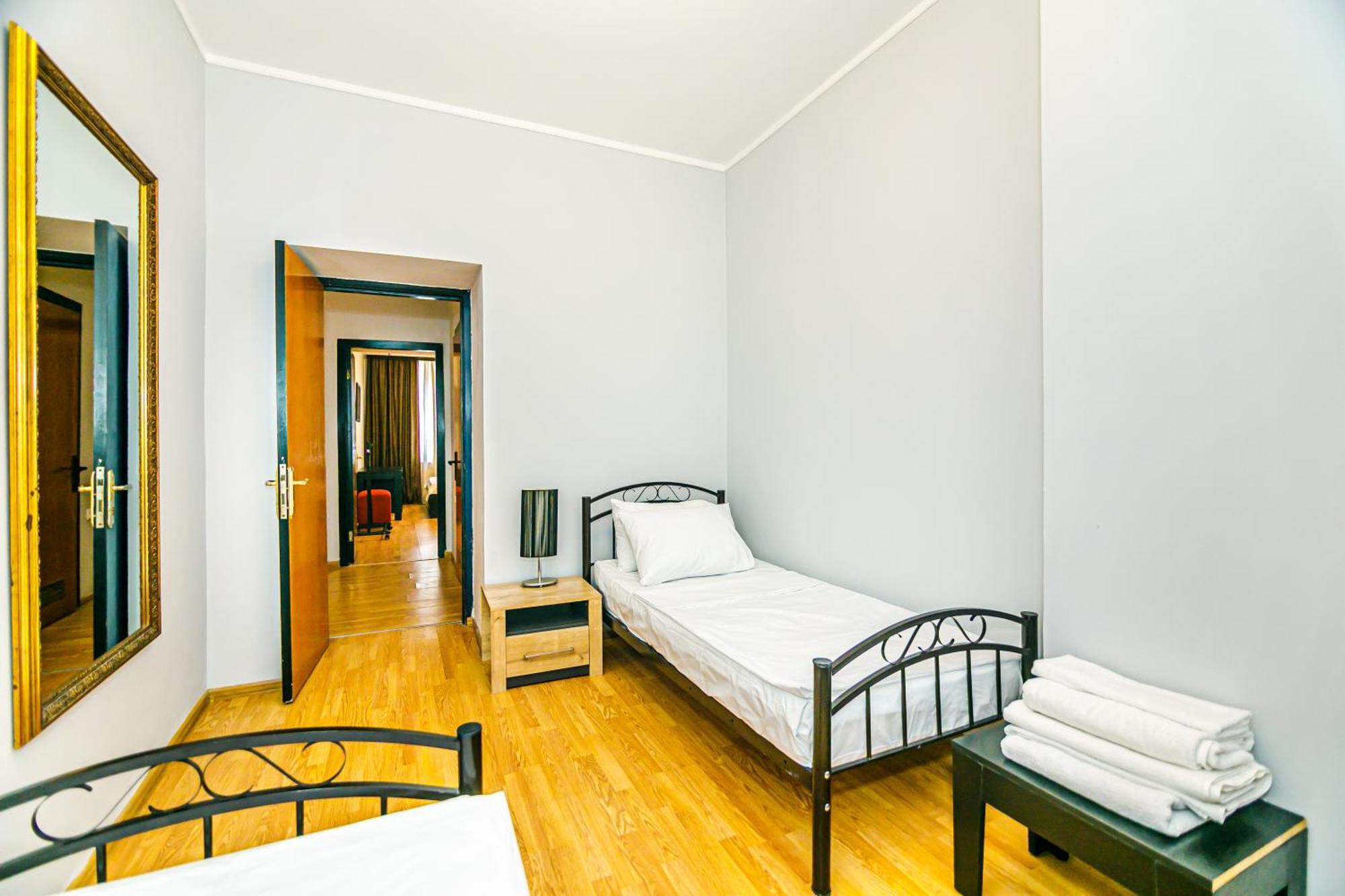 Azneft Garden Apartment Баку Екстер'єр фото